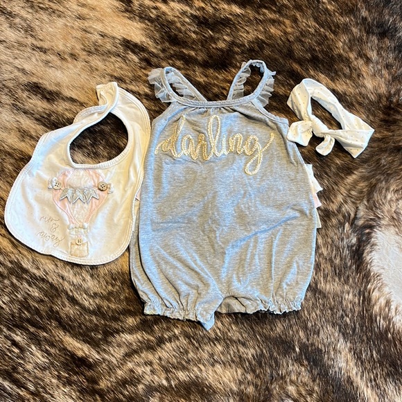 Mudpie outfit/bib/headband set - Picture 1 of 4